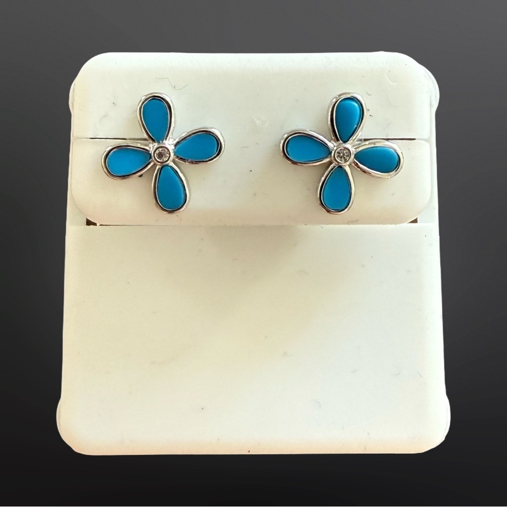925 Silver Blue Floral Stud Earrings NWT